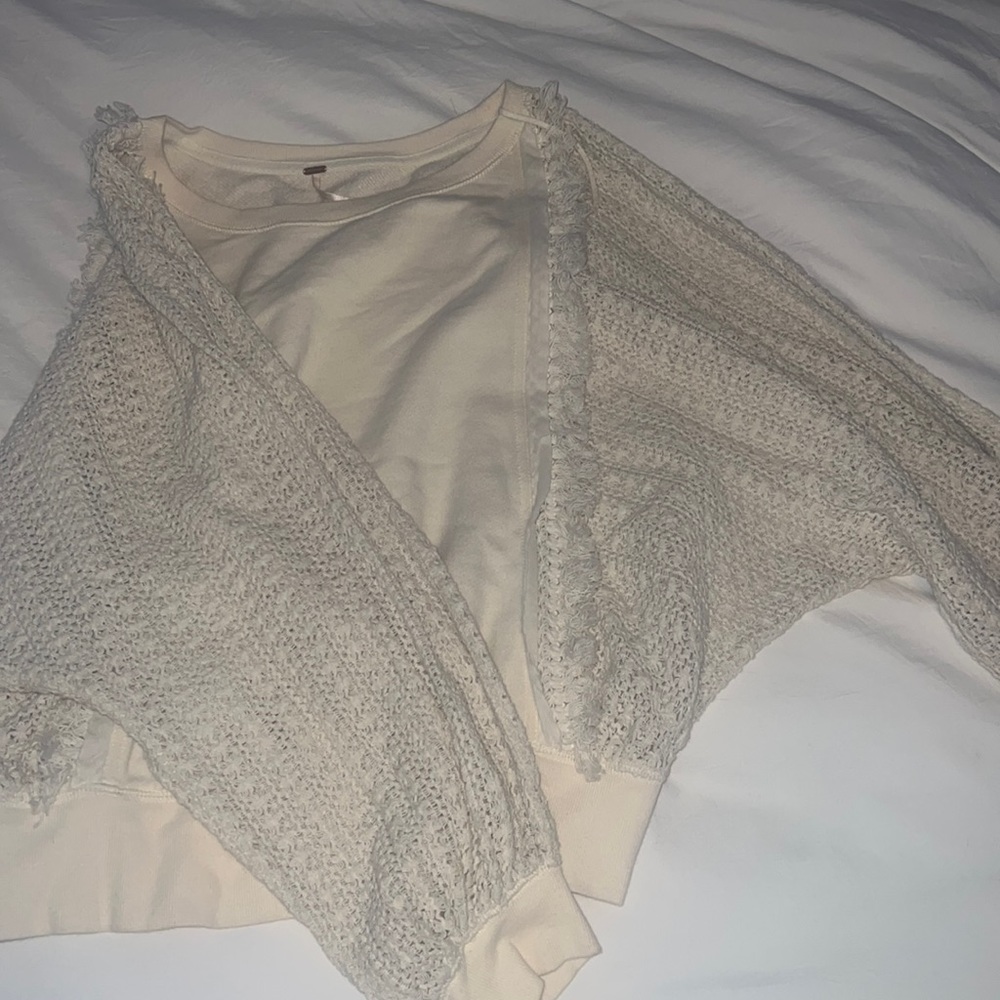 Free people sweater - size M